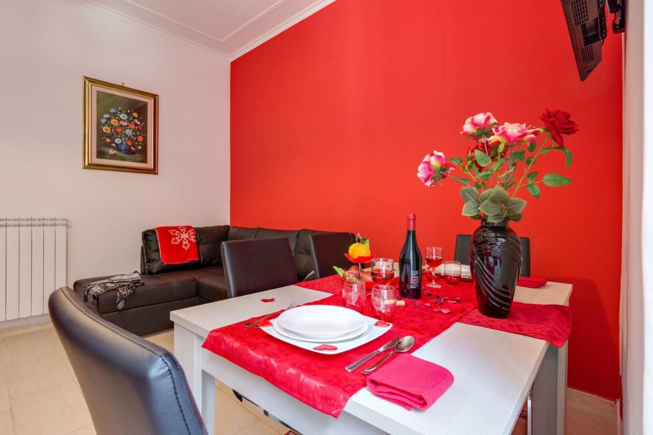 New In! Sophie@Colosseum Rome Extérieur photo